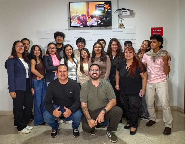 Estudiantes de Conéctate USMP fueron parte del World College Radio Day 2026